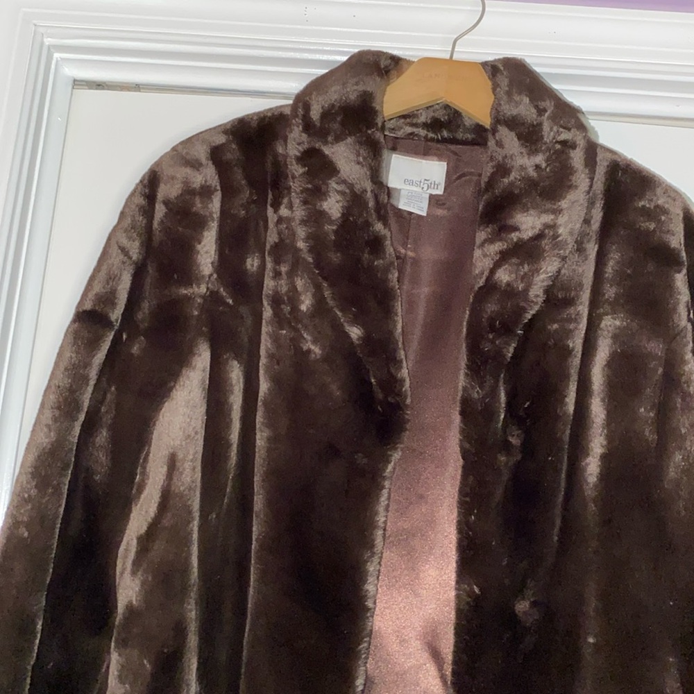 East5th petite large faux fur coat